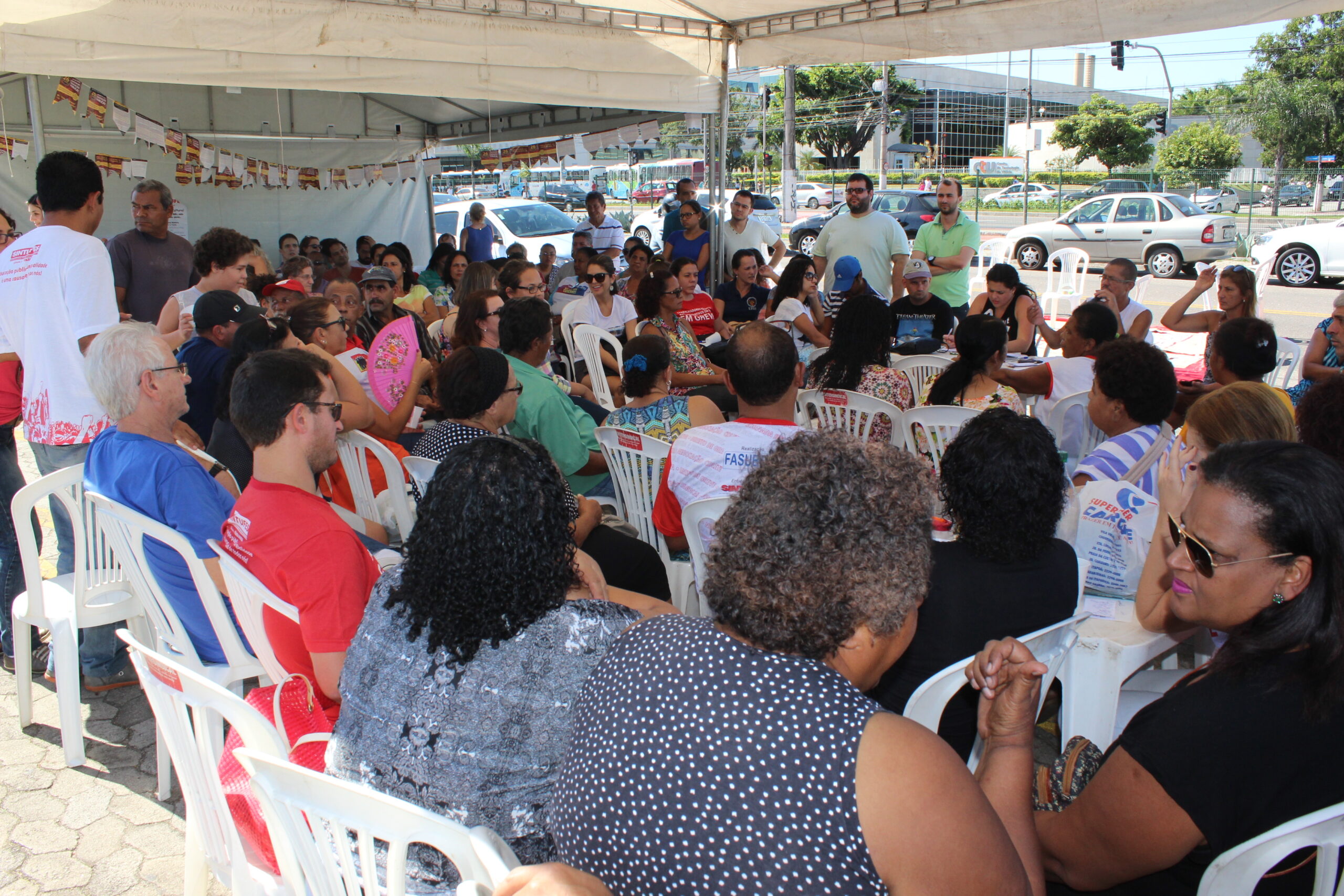 Assembleia confirma: greve vai às ruas mostrar à sociedade que a luta é por todos!