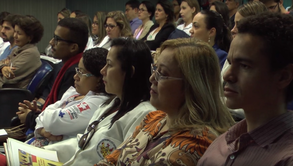 Diretora do Sintufes é entrevistada pela TV Ufes em seminário sobre assédio moral