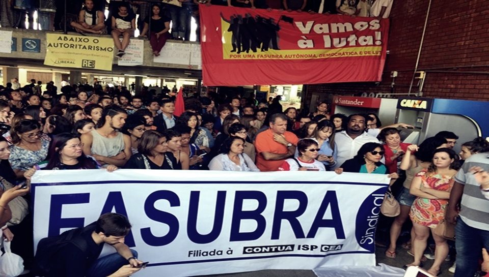 Fasubra participa de ato contra o ataque a estudantes da UnB por manifestantes de extrema direita