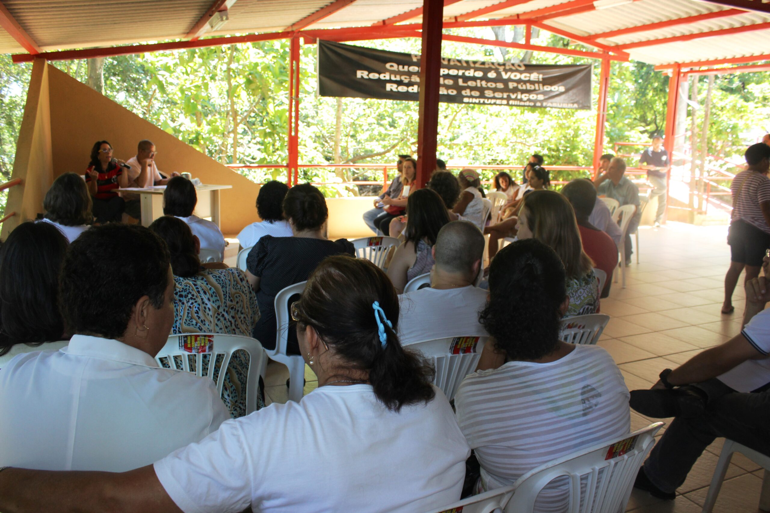 Categoria aprova campanha contra a falta de liberdade sindical e de expressão no Hucam/Ebserh